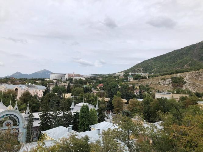 Ожерелье Кавказа: уютные ноябрьские каникулы