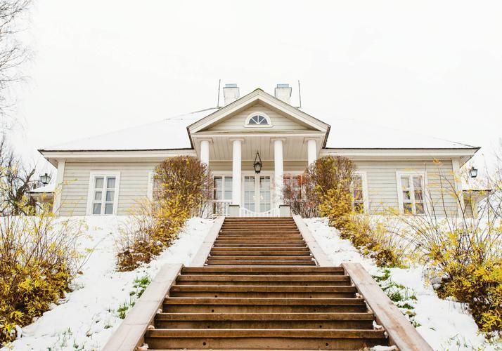 Автобус| Следы поэта, шепот рек: тур в сердце русской души