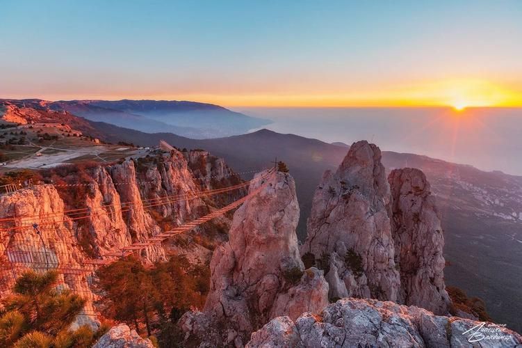 Автобус| Море, солнце, история: Крым и Волгоград