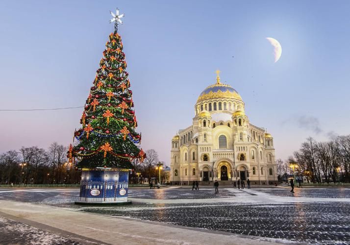 Автобус| Санкт-Петербург в шубе из снега