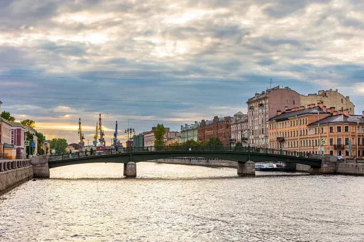 Поезд | Классический Петербург из Москвы  2025
