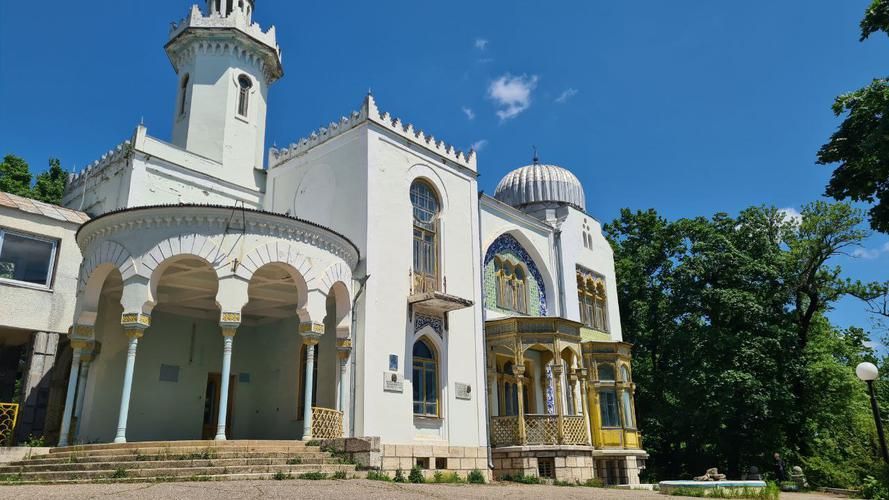 Это Кавказ — горы, дух, огонь