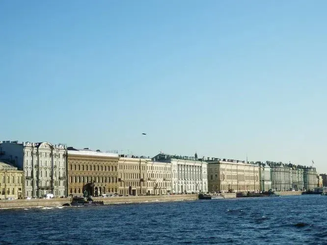 Поезд | Классический Петербург из Москвы  2025