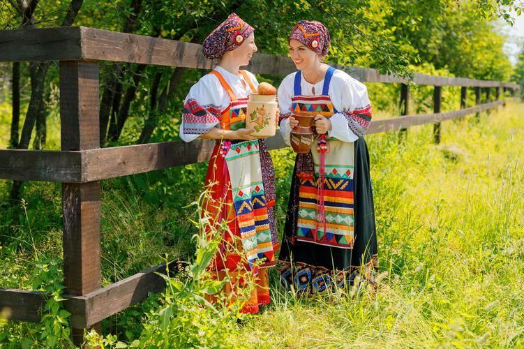 Автобус| Вятка: страна алых рассветов из Нижнего Новгорода (промо)